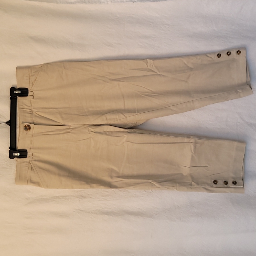 Counterparts Capris